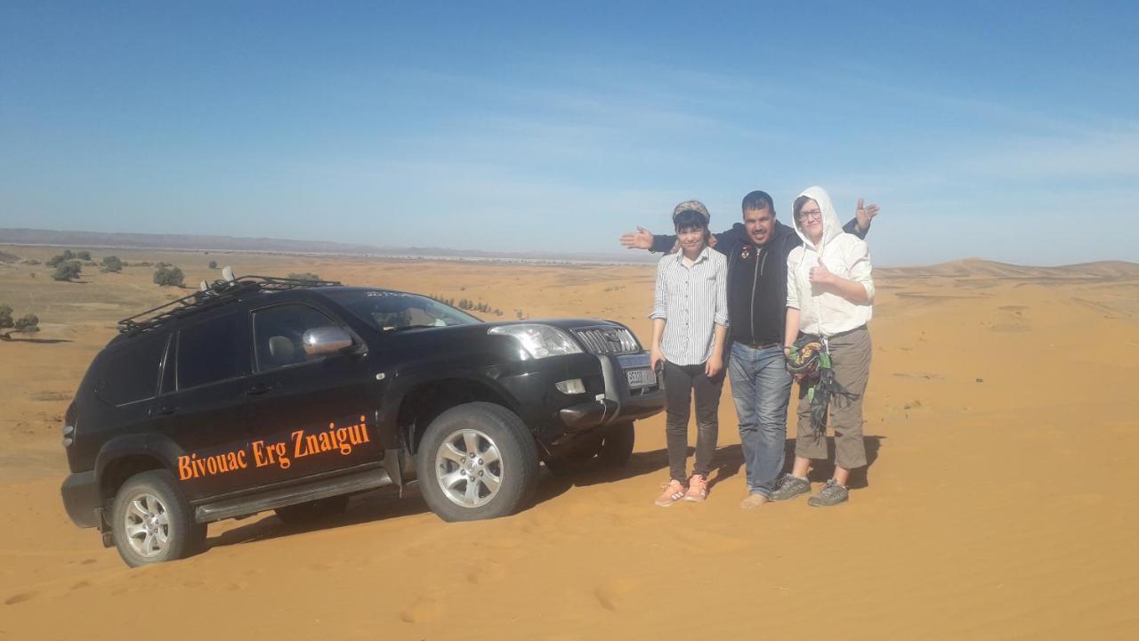 Bivouac Erg Znaigui Hotell Merzouga Eksteriør bilde