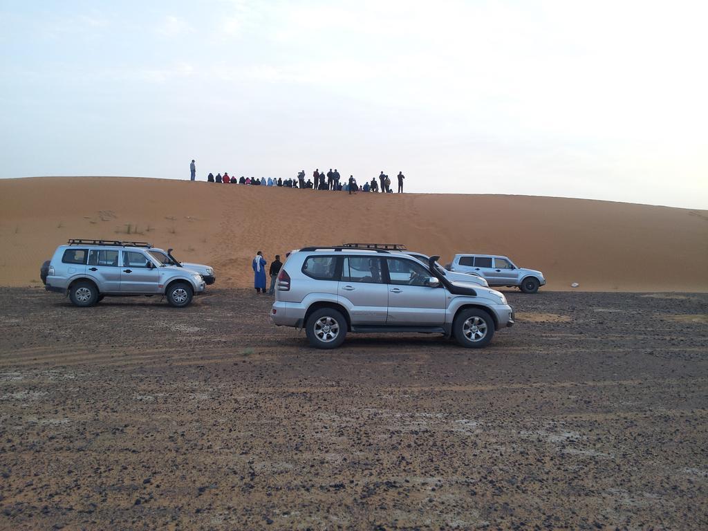Bivouac Erg Znaigui Hotell Merzouga Eksteriør bilde