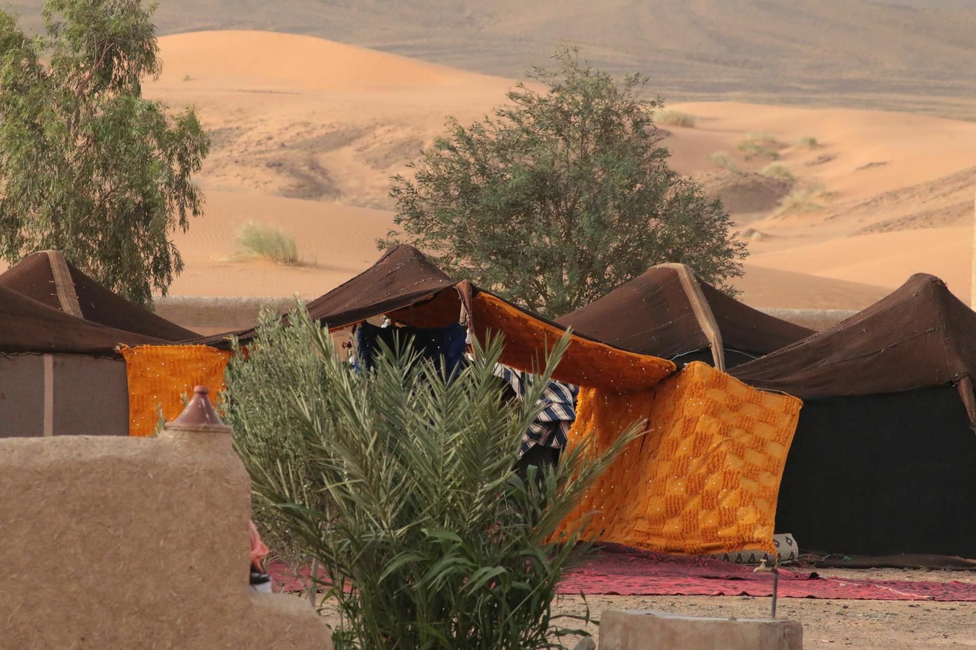 Bivouac Erg Znaigui Hotell Merzouga Eksteriør bilde